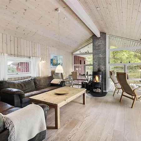 1408-aakirkeby-poseregardsvejen-8 Hébergement de vacances