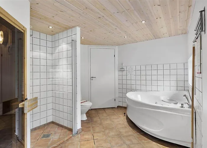 1408-aakirkeby-poseregardsvejen-8