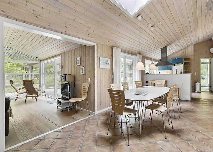 1408-aakirkeby-poseregardsvejen-8 Hébergement de vacances Vester Somarken